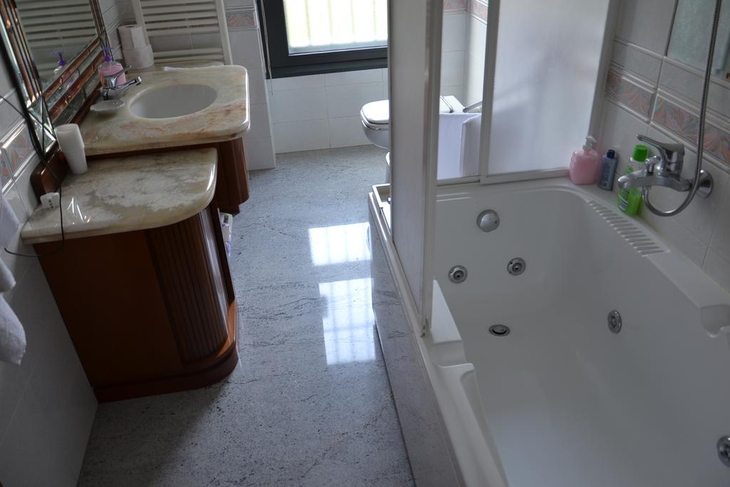 Bed & Breakfast Cesarina 볼로냐 객실 사진